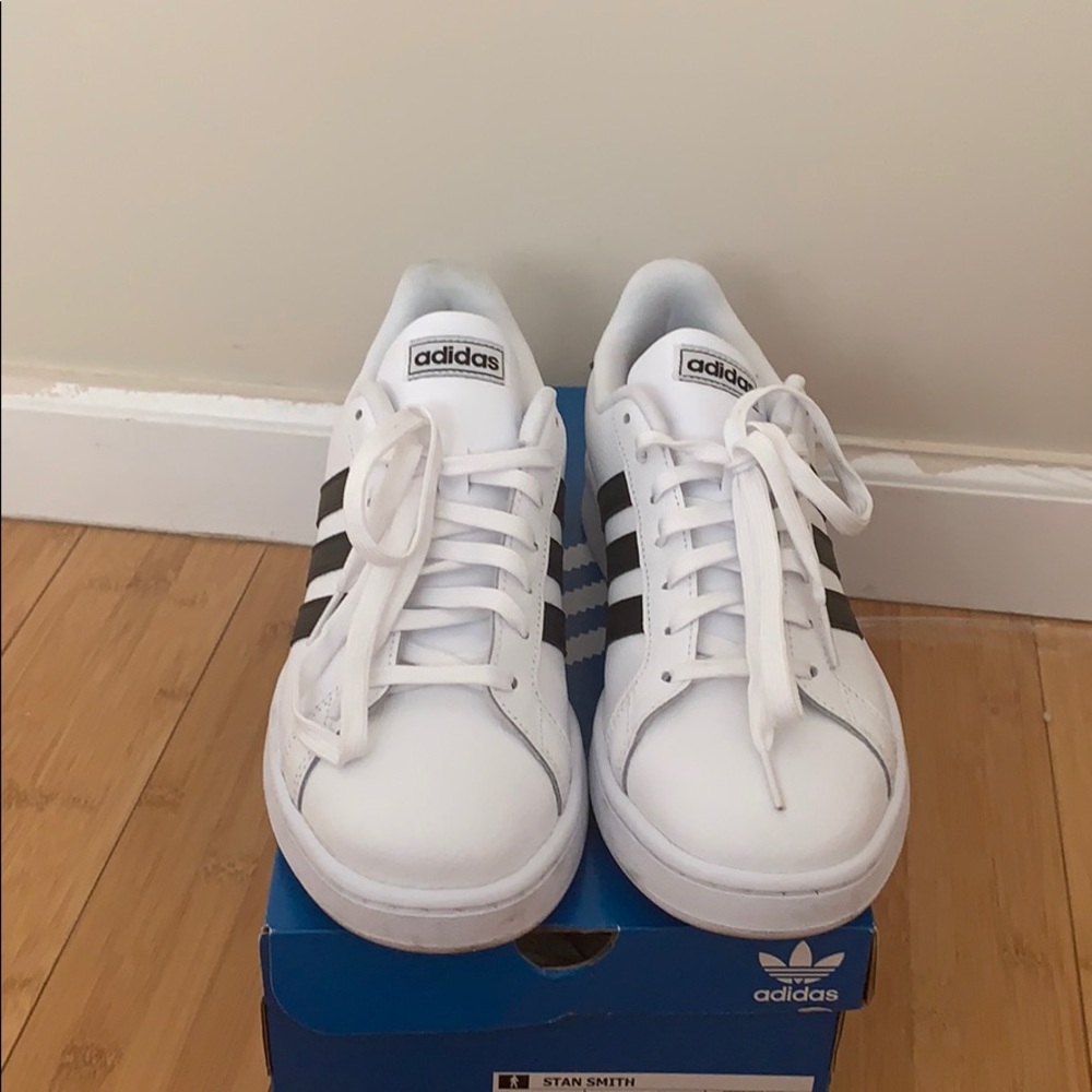 SOLDAdidas men’s shoe